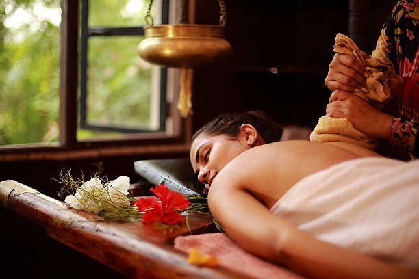 Abhyanga Massage in Rishikesh, India